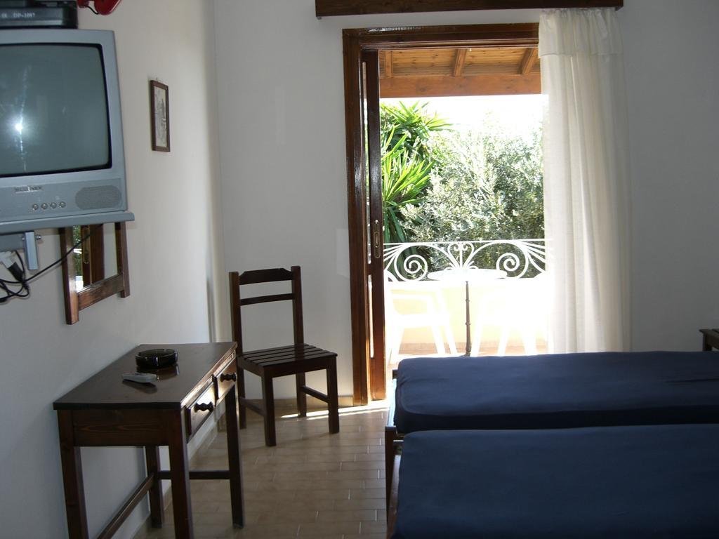Apartment Atisis *