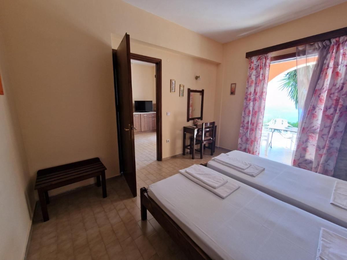 Atisis Apartment *